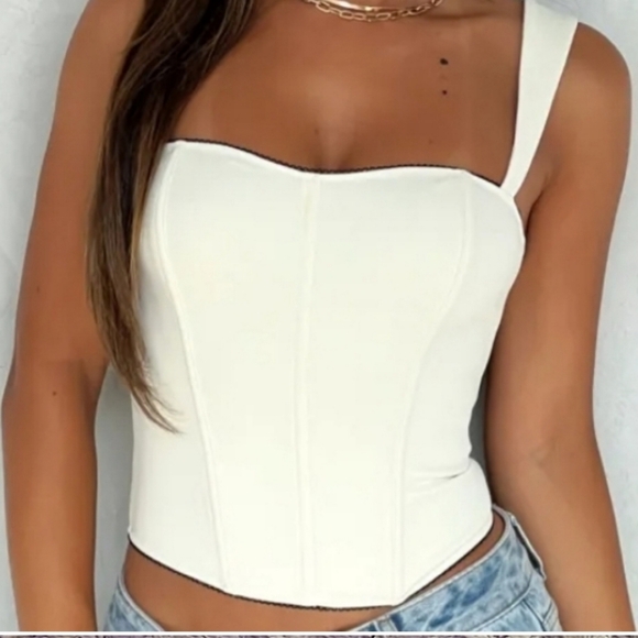 White Fox Boutique Tops - NWT, White Fox Boutique, "Shout Out Bustier," Women's Size M